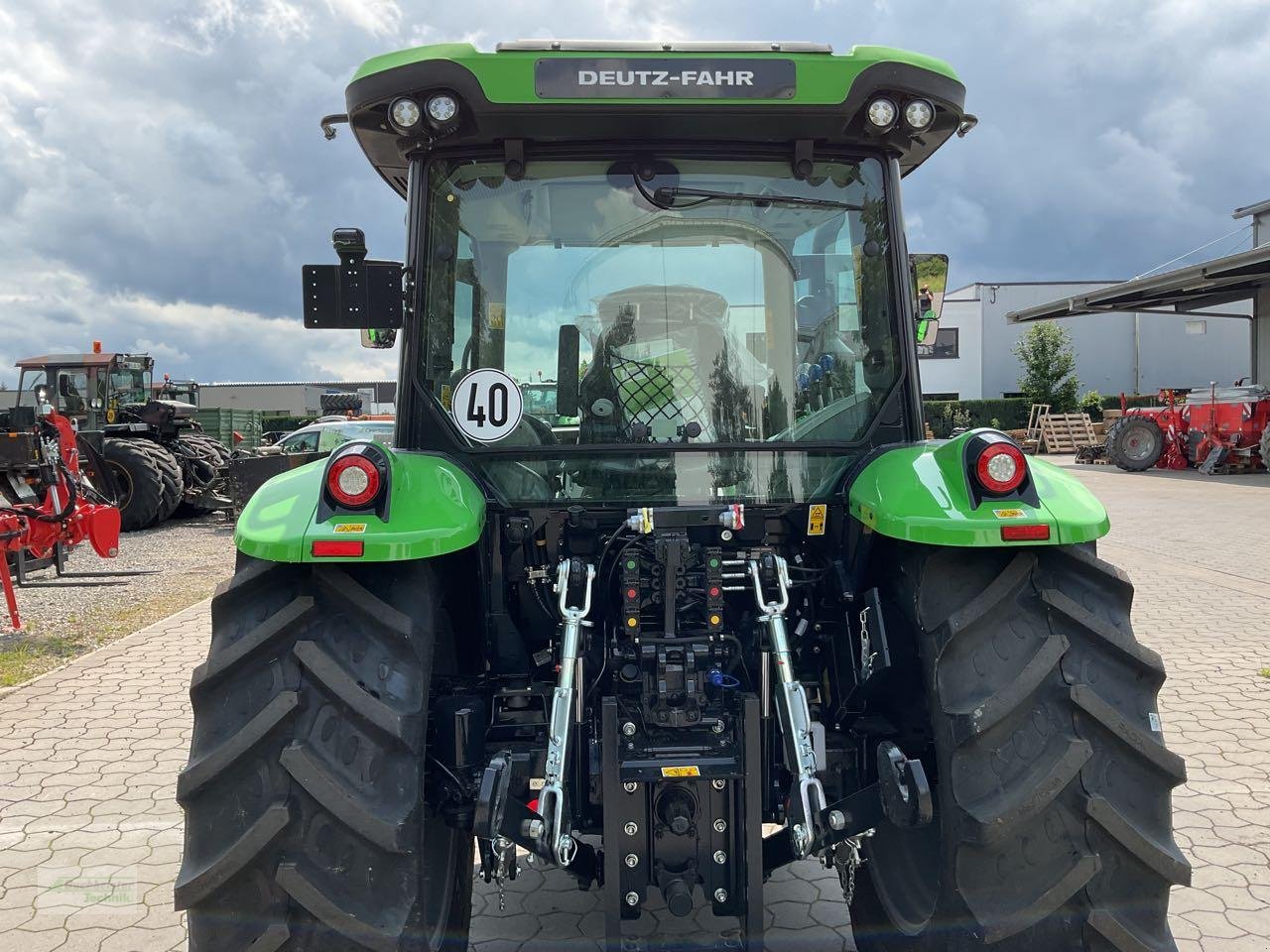 Traktor des Typs Deutz-Fahr 5095 GS, Neumaschine in Nordstemmen (Bild 3)