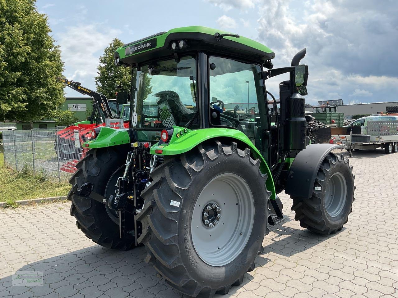 Traktor des Typs Deutz-Fahr 5095 GS, Neumaschine in Nordstemmen (Bild 5)