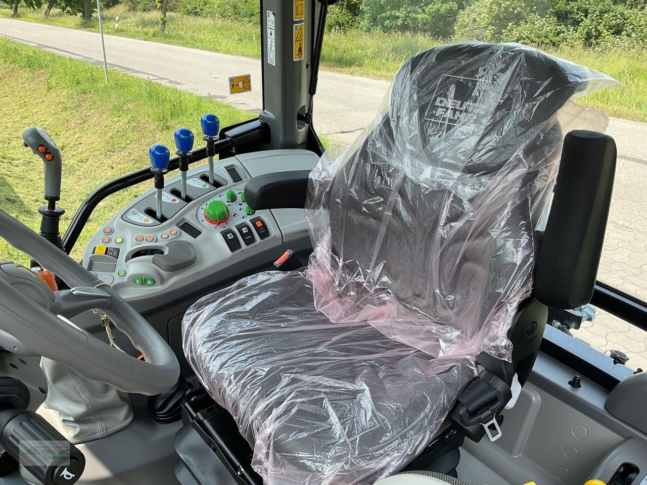 Traktor des Typs Deutz-Fahr 5095 GS, Neumaschine in Nordstemmen (Bild 7)