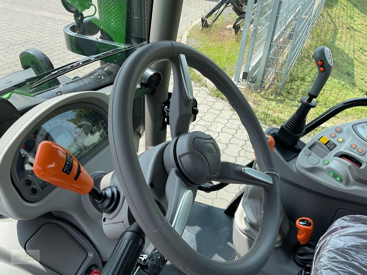 Traktor des Typs Deutz-Fahr 5095 GS, Neumaschine in Nordstemmen (Bild 8)