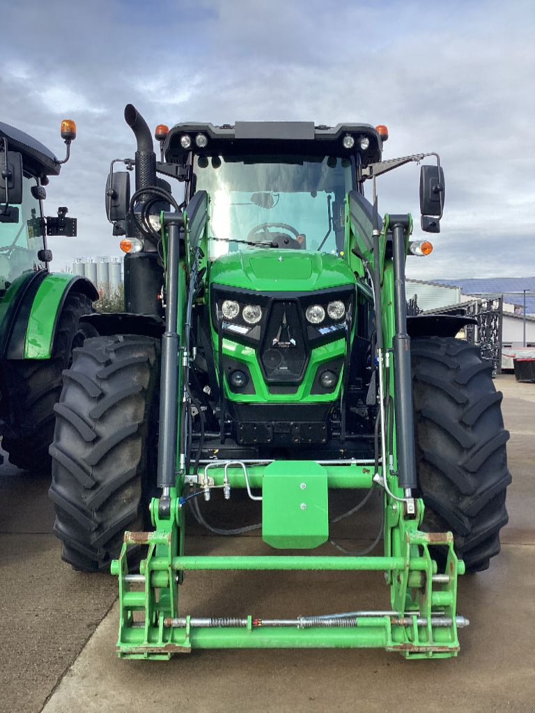 Traktor van het type Deutz-Fahr 5095 KELINE, Gebrauchtmaschine in ST FLOUR (Foto 2)