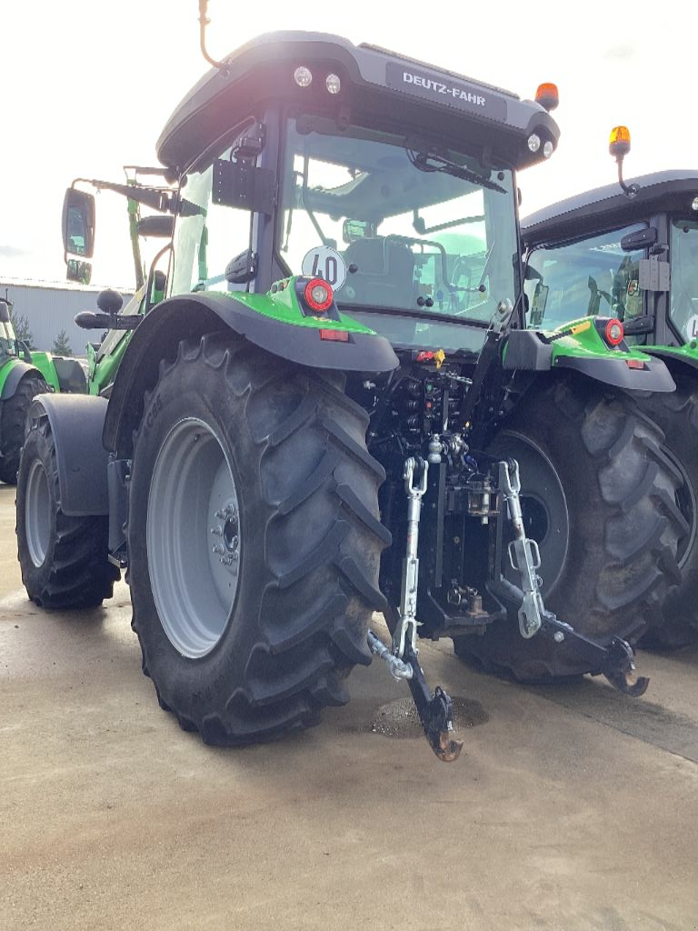 Traktor van het type Deutz-Fahr 5095 KELINE, Gebrauchtmaschine in ST FLOUR (Foto 4)