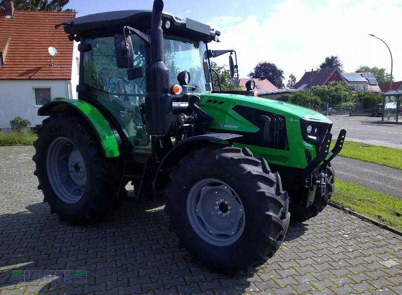 Traktor of the type Deutz-Fahr 5095 Keyline, Var. B, Powershuttle, Klima, mit Frontlader - Mehrpreis: 5000,00 €, Neumaschine in Buchdorf (Picture 3)