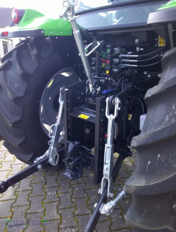 Traktor of the type Deutz-Fahr 5095 Keyline, Var. B, Powershuttle, Klima, mit Frontlader - Mehrpreis: 5000,00 €, Neumaschine in Buchdorf (Picture 6)