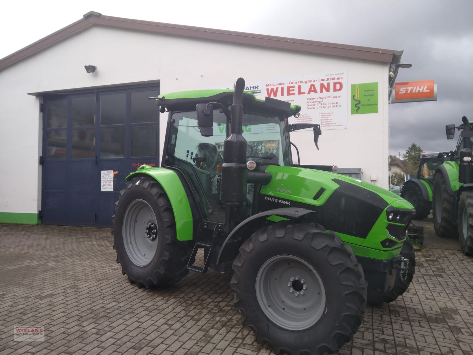 Traktor des Typs Deutz-Fahr 5095 LS, Neumaschine in Lossburg-Wittendorf (Bild 2)