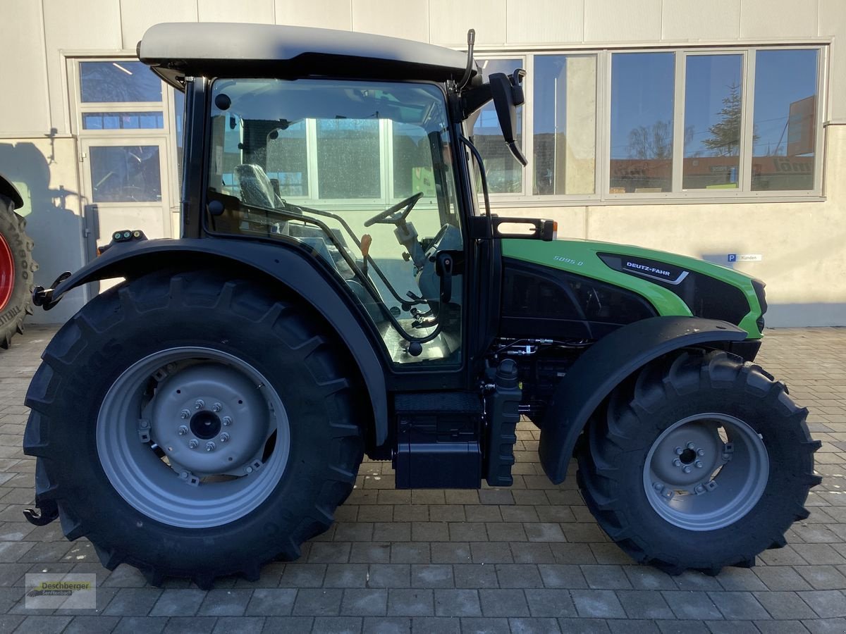 Traktor des Typs Deutz-Fahr 5095, Neumaschine in Senftenbach (Bild 13)