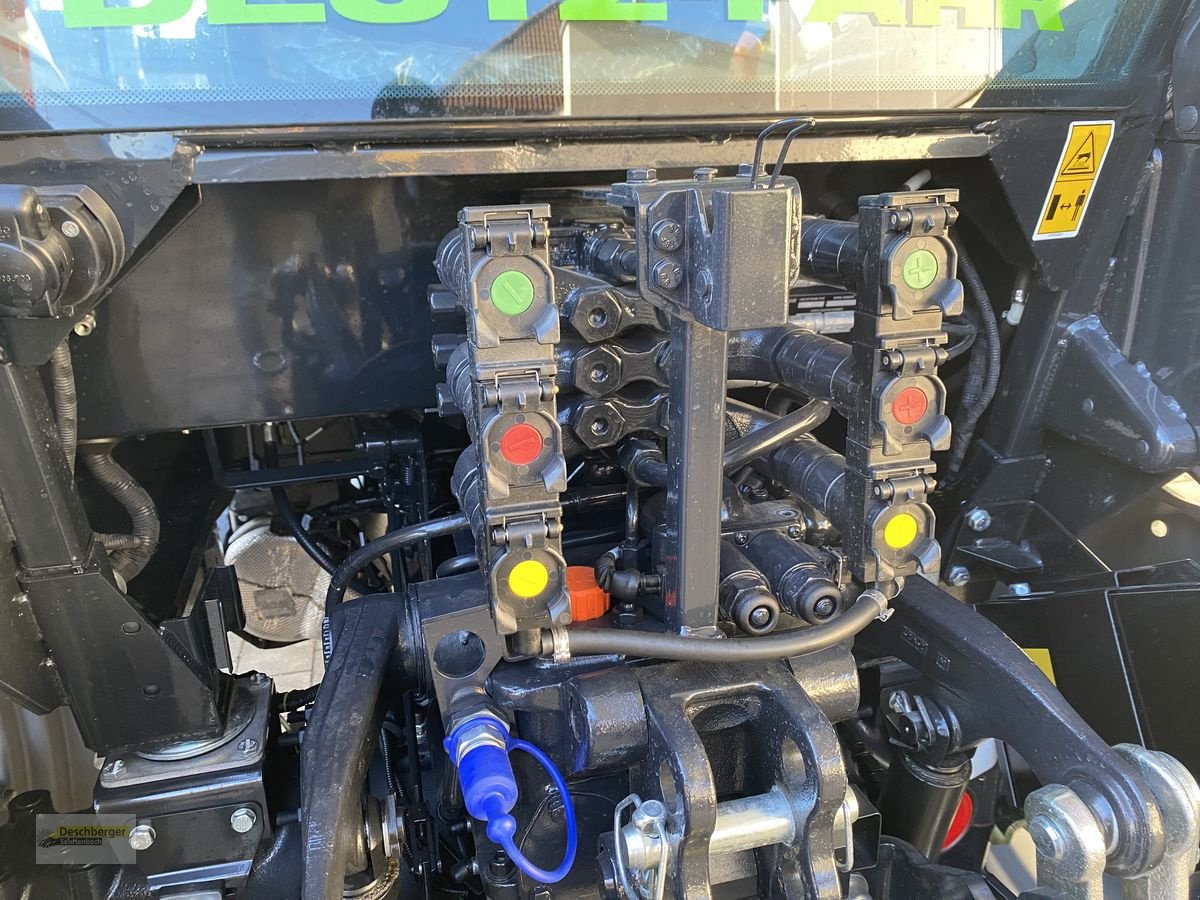Traktor des Typs Deutz-Fahr 5095, Neumaschine in Senftenbach (Bild 4)