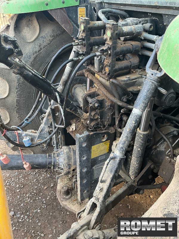 Traktor typu Deutz-Fahr 5100 C DT GS, Gebrauchtmaschine w Gennes sur glaize (Zdjęcie 9)