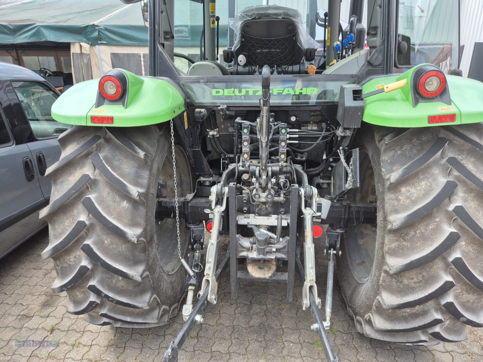 Traktor типа Deutz-Fahr 5100 G GS Variante B, 4-Zylindermotor (5115), Gebrauchtmaschine в Buchdorf (Фотография 9)