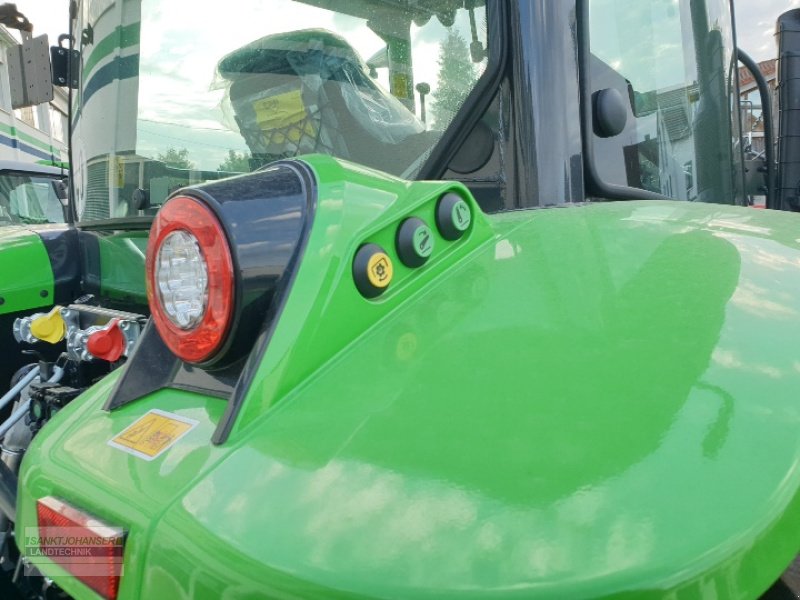 Traktor des Typs Deutz-Fahr 5100 GS mit Stoll Frontlader -Aktionspreis-, Neumaschine in Diessen (Bild 12)