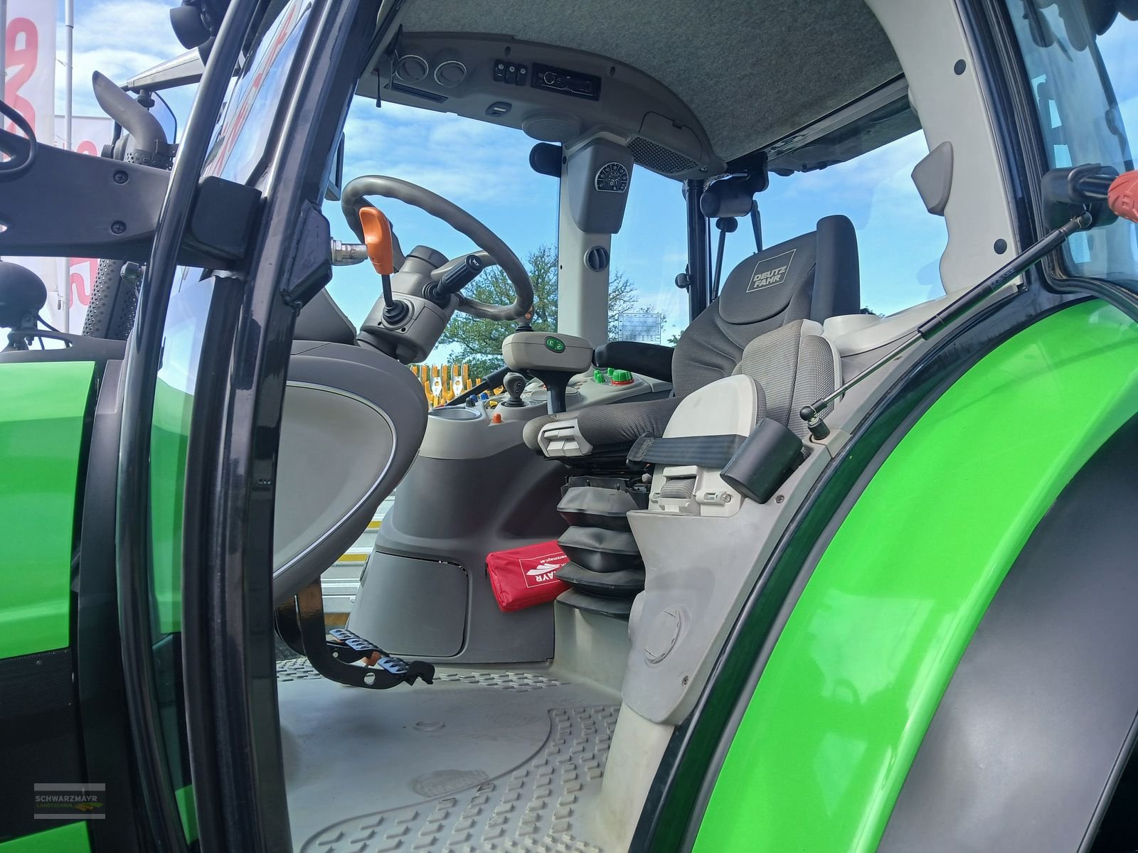 Traktor del tipo Deutz-Fahr 5100 TTV DT Premium Plus, Gebrauchtmaschine In Aurolzmünster (Immagine 12)