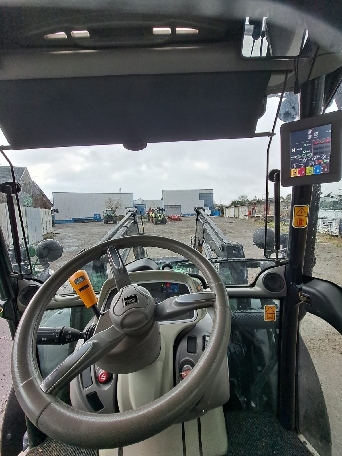 Traktor του τύπου Deutz-Fahr 5100 TTV, Gebrauchtmaschine σε Jüterbog (Φωτογραφία 8)