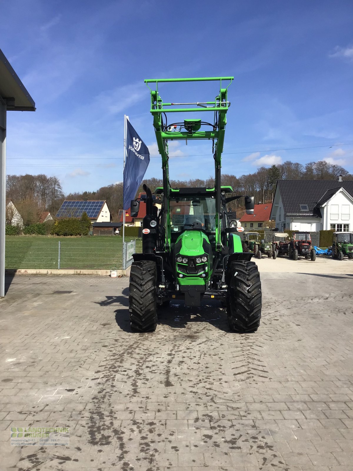 Traktor des Typs Deutz-Fahr 5100, Neumaschine in Hiltpoltstein (Bild 3)