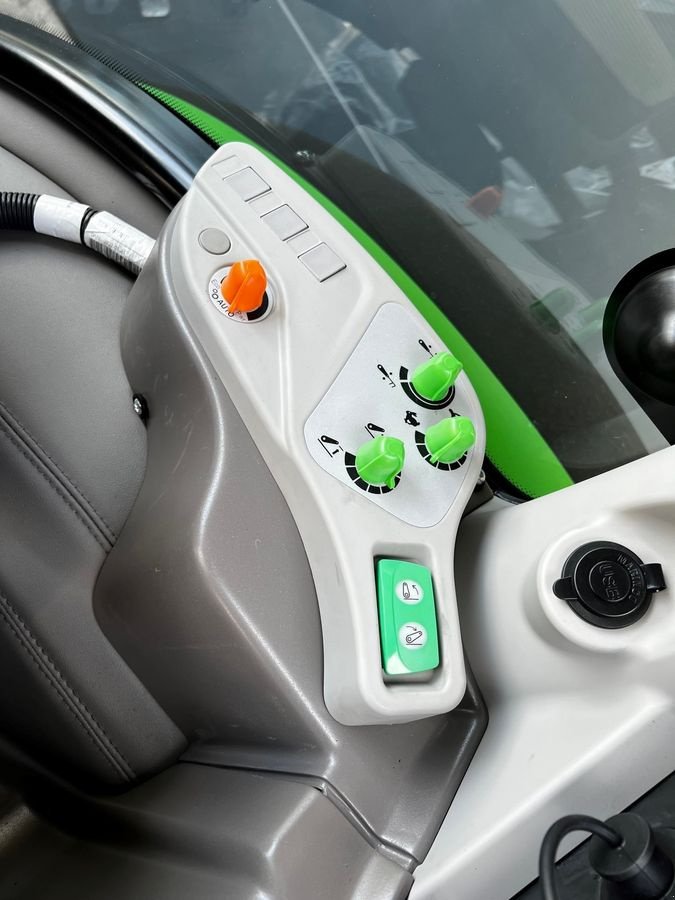 Traktor του τύπου Deutz-Fahr 5105 D TTV, Neumaschine σε Pischelsdorf (Φωτογραφία 13)