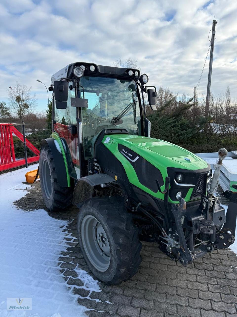 Traktor типа Deutz-Fahr 5105 DF TTV, Mietmaschine в Bad Lausick (Фотография 2)