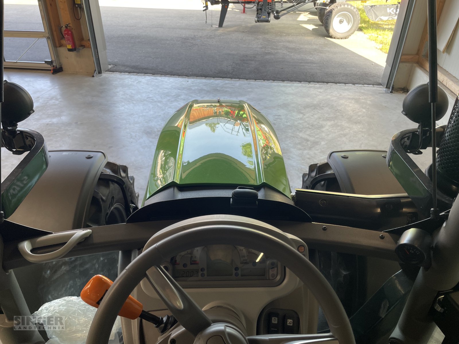 Traktor des Typs Deutz-Fahr 5105 GS - FKH FZW DL, Neumaschine in Ebenhofen (Bild 7)