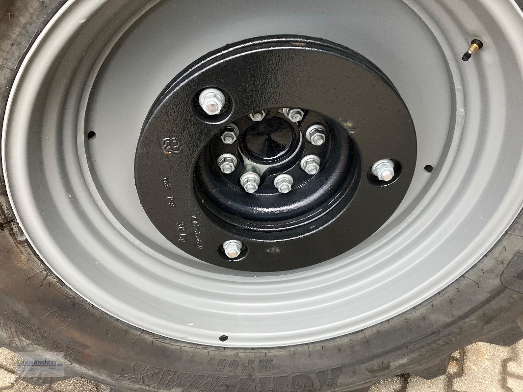 Traktor van het type Deutz-Fahr 5105 GS, Neumaschine in Aurich (Foto 14)