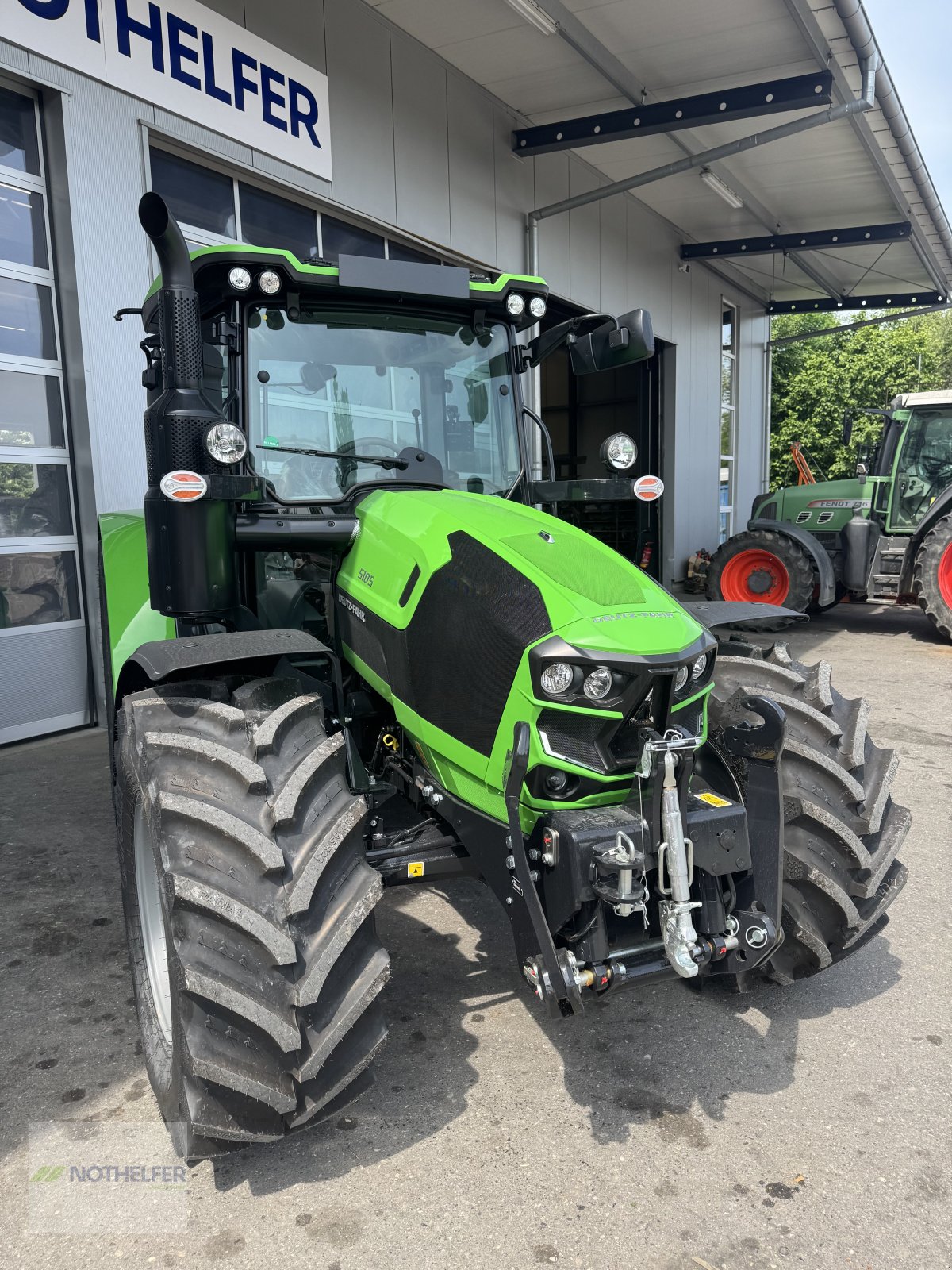 Traktor of the type Deutz-Fahr 5105 GS, Neumaschine in Pforzen (Picture 4)