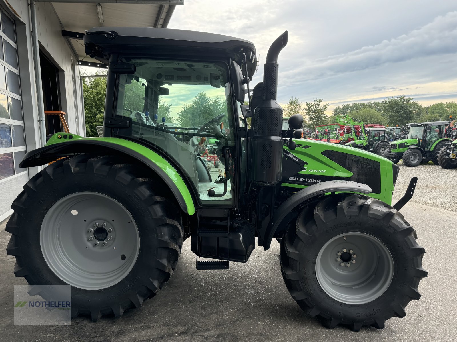 Traktor des Typs Deutz-Fahr 5105 Keyline *brandneues Modell*, Neumaschine in Pforzen (Bild 11)