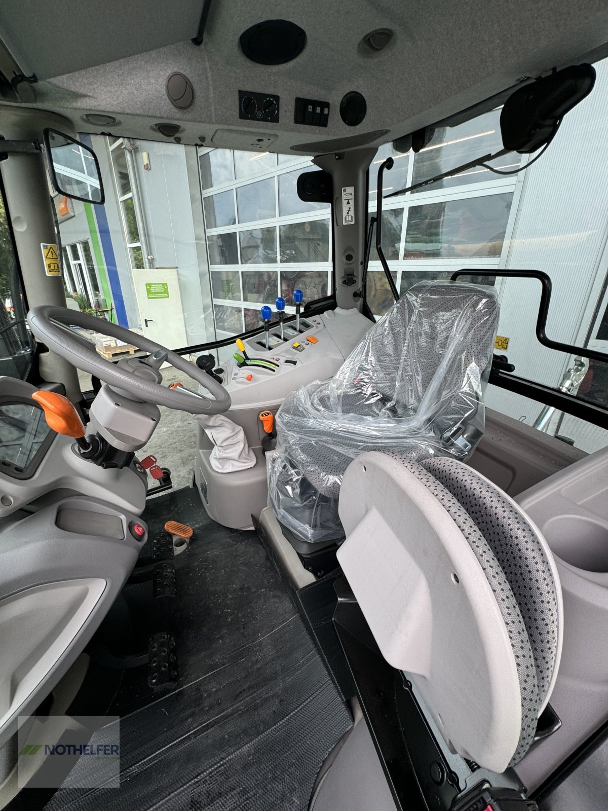 Traktor des Typs Deutz-Fahr 5105 Keyline *brandneues Modell*, Neumaschine in Pforzen (Bild 15)