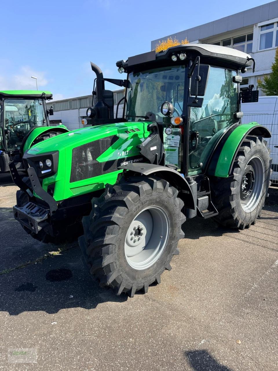 Traktor des Typs Deutz-Fahr 5105 KEYLINE GS, Neumaschine in Uhingen (Bild 1)