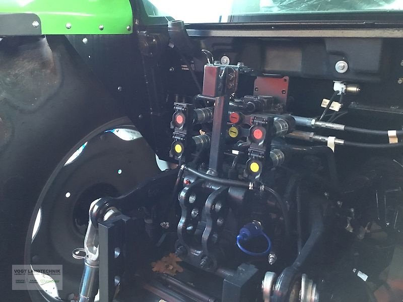 Traktor des Typs Deutz-Fahr 5105 Keyline GS, Neumaschine in Bodenkirchen (Bild 3)