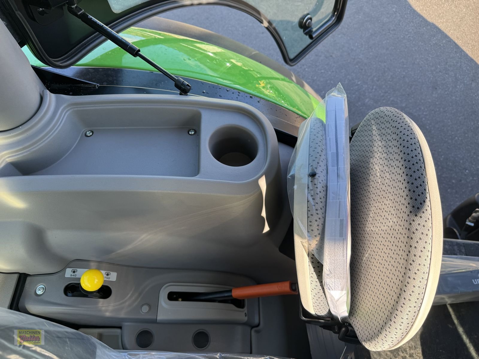 Traktor des Typs Deutz-Fahr 5105 Plus Keyline, Neumaschine in Kötschach (Bild 22)