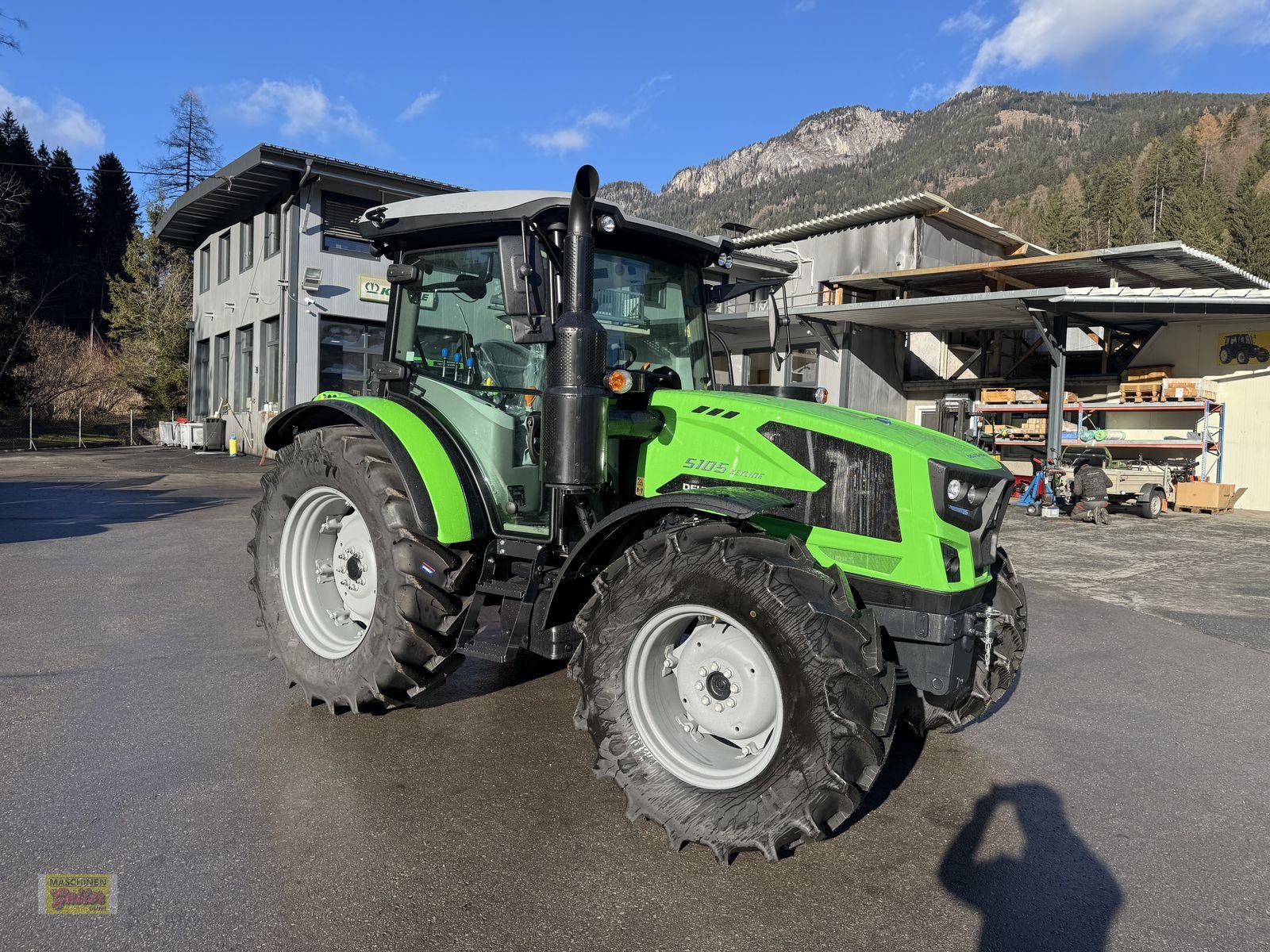 Traktor des Typs Deutz-Fahr 5105 Plus Keyline, Neumaschine in Kötschach (Bild 1)