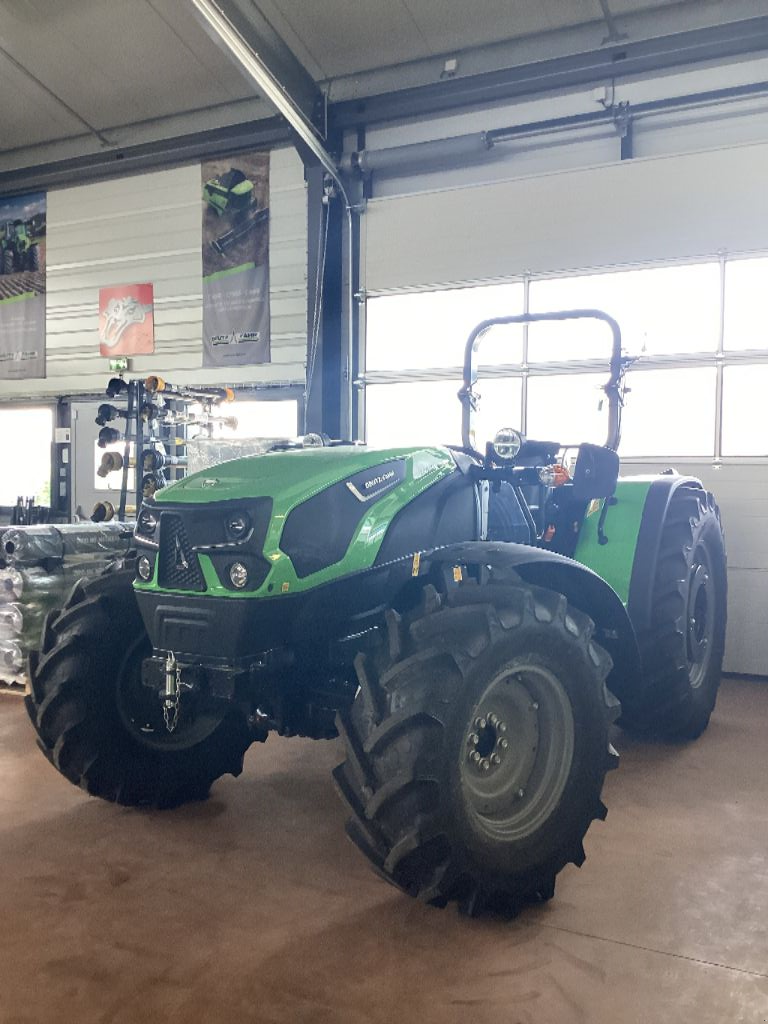 Traktor des Typs Deutz-Fahr 5105 TB, Gebrauchtmaschine in AUMONT AUBRAC (Bild 2)