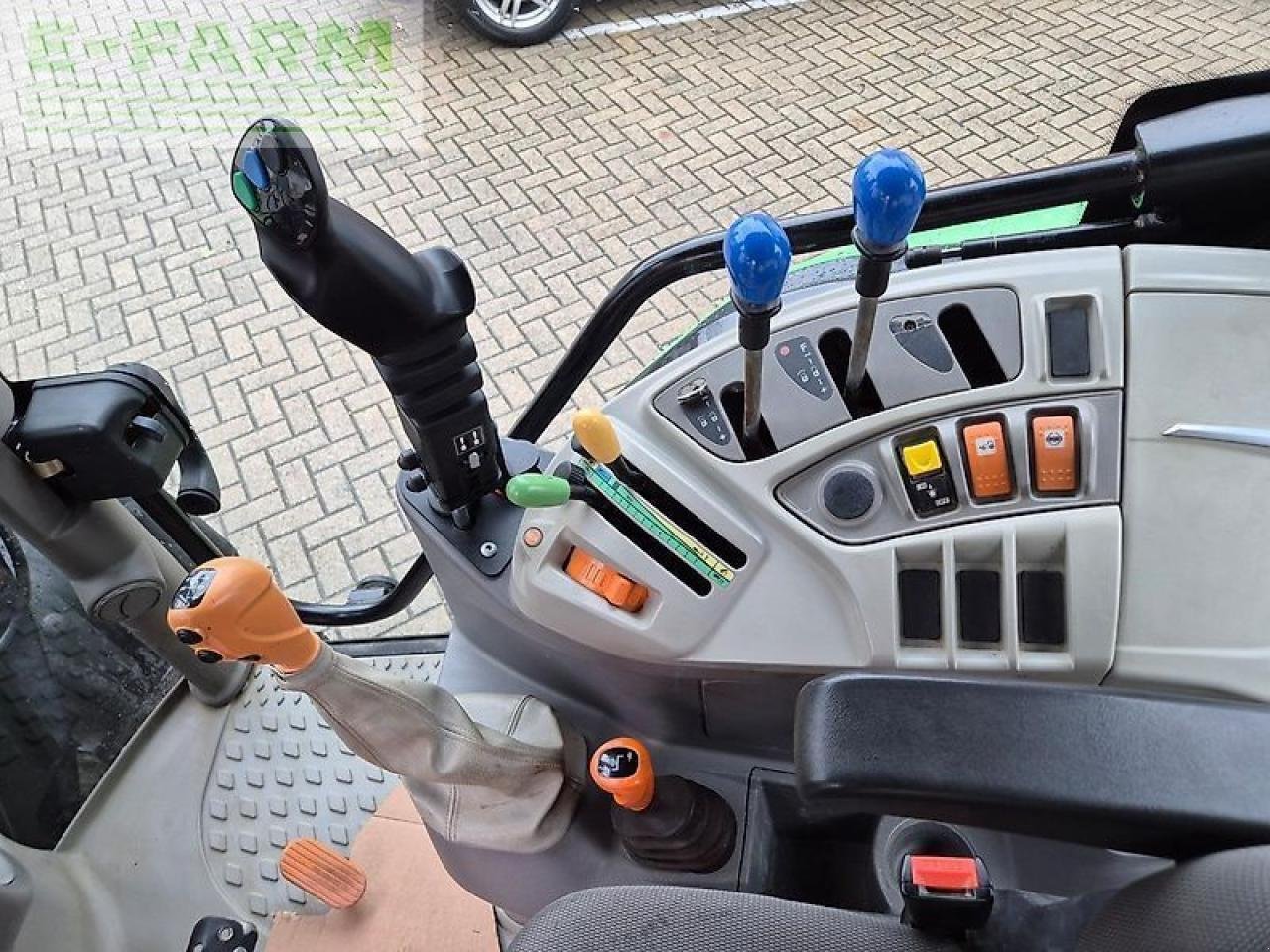 Traktor типа Deutz-Fahr 5105.4 g mit frontlader, Gebrauchtmaschine в WALDKAPPEL-BISCHHAUSEN (Фотография 12)