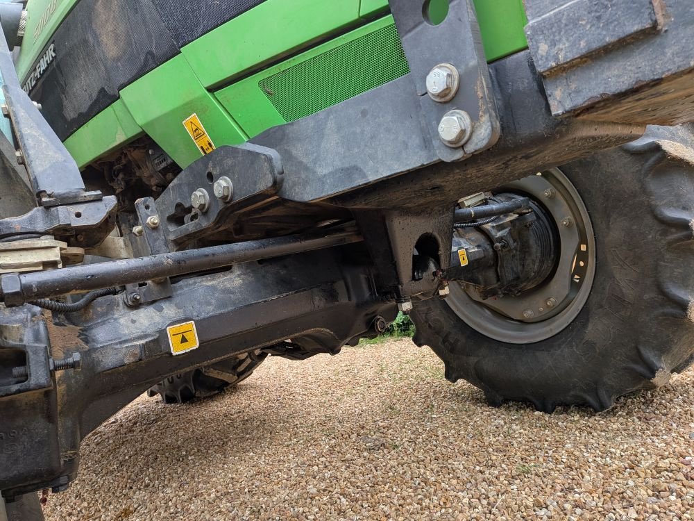 Traktor Türe ait Deutz-Fahr 5110G, Gebrauchtmaschine içinde VOVES (resim 4)