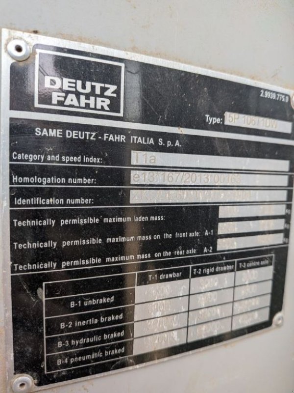 Traktor Türe ait Deutz-Fahr 5110G, Gebrauchtmaschine içinde VOVES (resim 10)