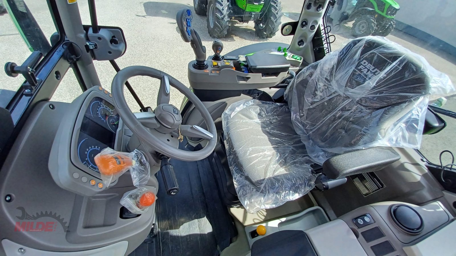 Traktor του τύπου Deutz-Fahr 5115 D TTV, Neumaschine σε Creußen (Φωτογραφία 13)