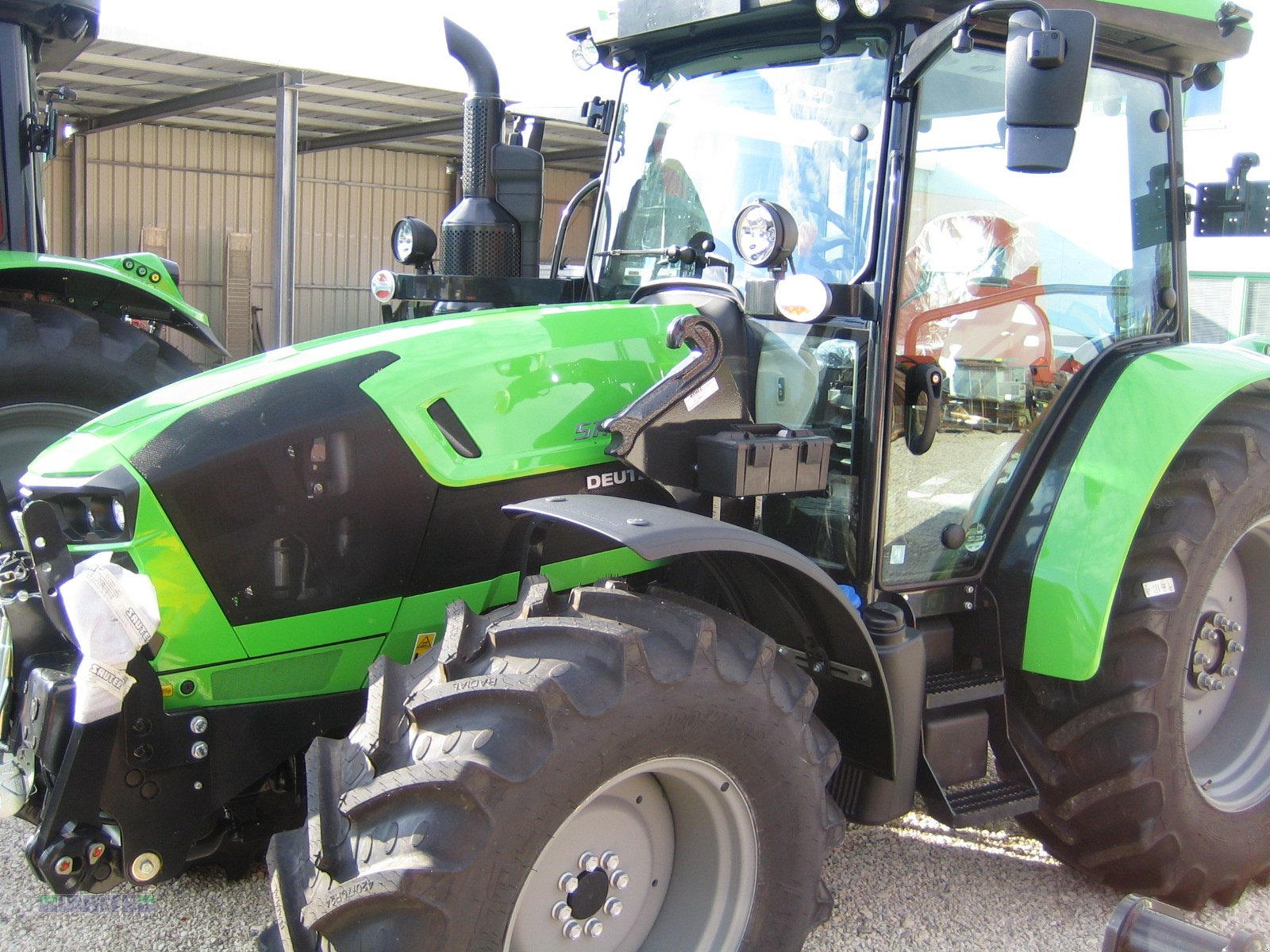 Traktor des Typs Deutz-Fahr 5115 GS 4 Zylinder, Sonderfinanzierung 40 % Anzahlung + 24 Monatsraten ( 0 % Zins), Neumaschine in Buchdorf (Bild 1)
