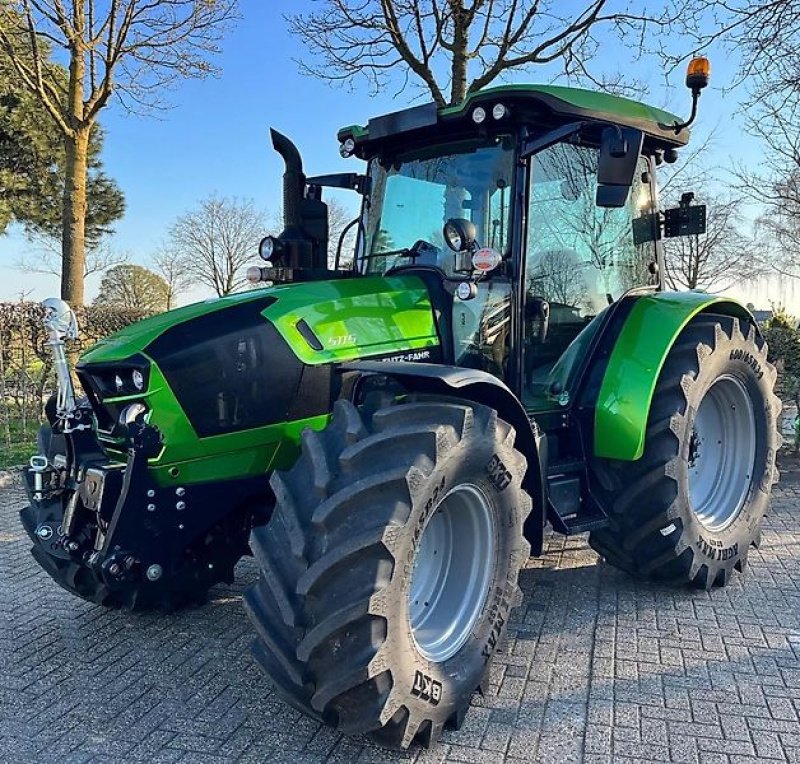 Traktor des Typs Deutz-Fahr 5115 GS Sonderedition Java Grün, Neumaschine in Rees (Bild 1)