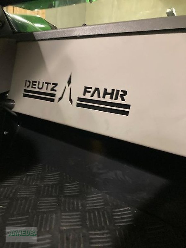 Traktor des Typs Deutz-Fahr 5115 GS, Neumaschine in Schlettau (Bild 20)