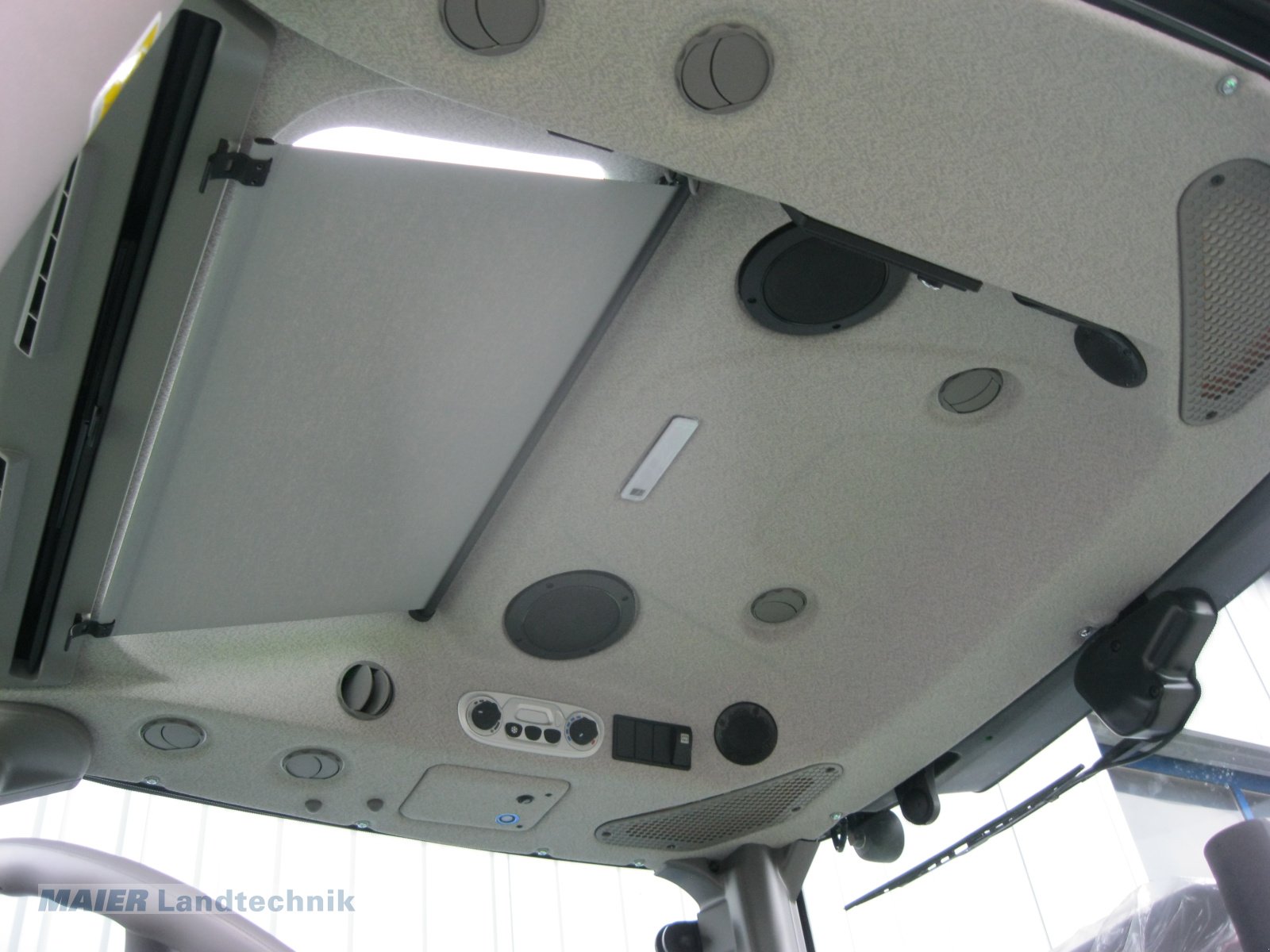 Traktor des Typs Deutz-Fahr 5115 GS, Neumaschine in Dieterskirchen (Bild 11)