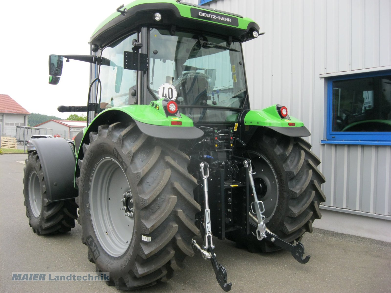 Traktor of the type Deutz-Fahr 5115 GS, Neumaschine in Dieterskirchen (Picture 5)