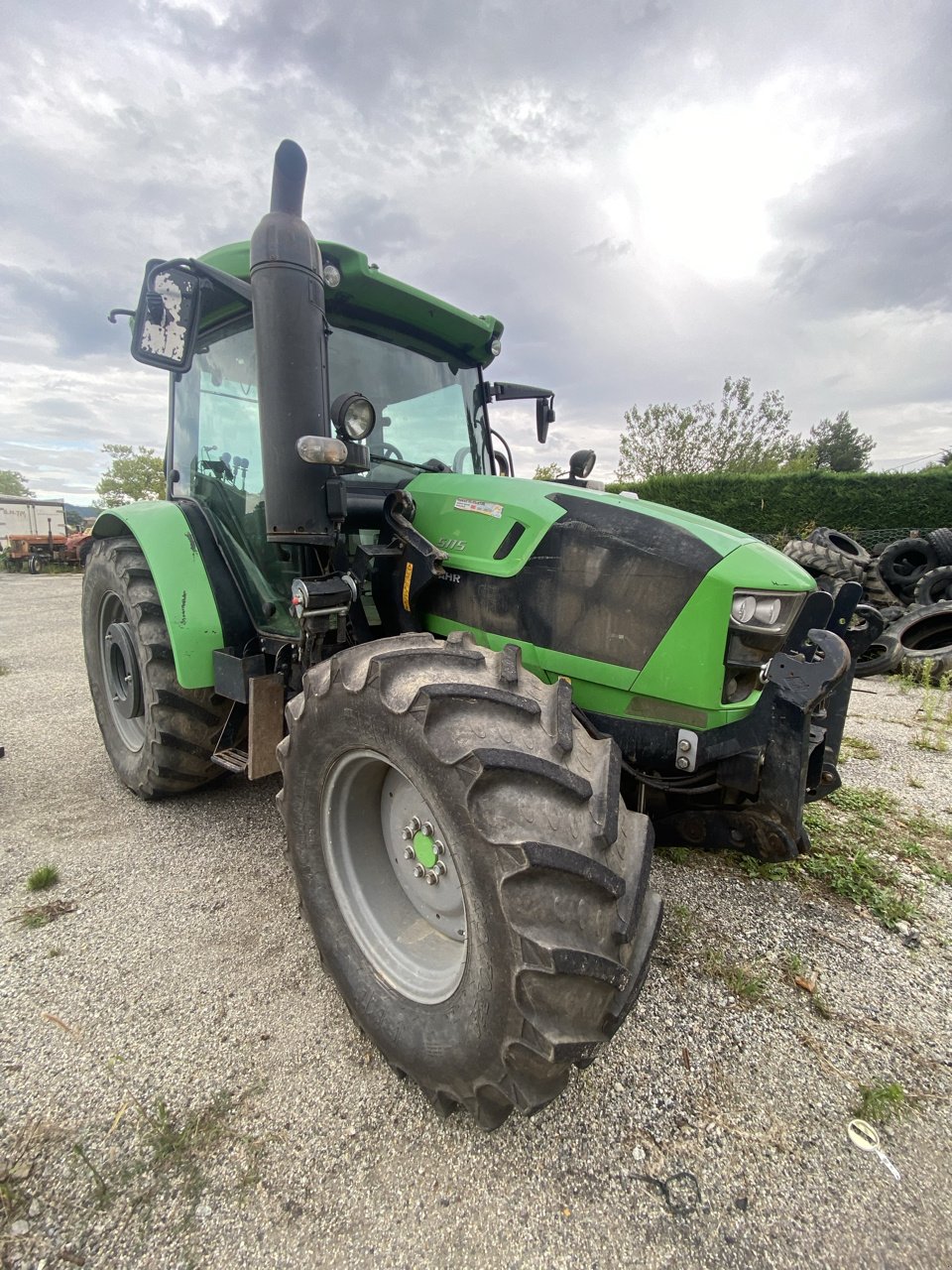 Traktor tipa Deutz-Fahr 5115, Gebrauchtmaschine u VERNOUX EN VIVARAIS (Slika 2)