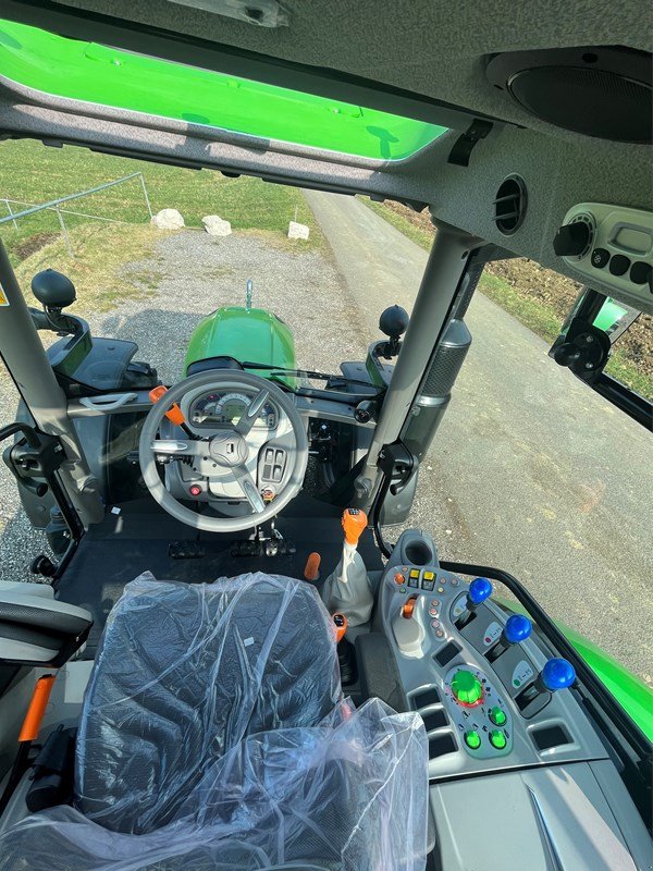 Traktor van het type Deutz-Fahr 5115, Ausstellungsmaschine in Courtedoux (Foto 7)