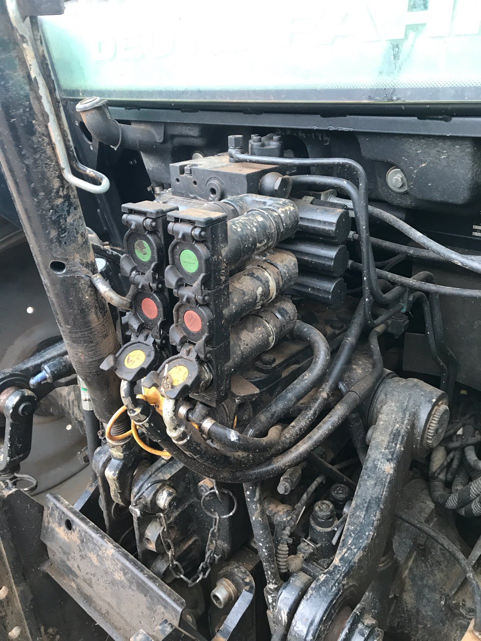 Traktor des Typs Deutz-Fahr 5115, Gebrauchtmaschine in MORLHON LE HAUT (Bild 8)