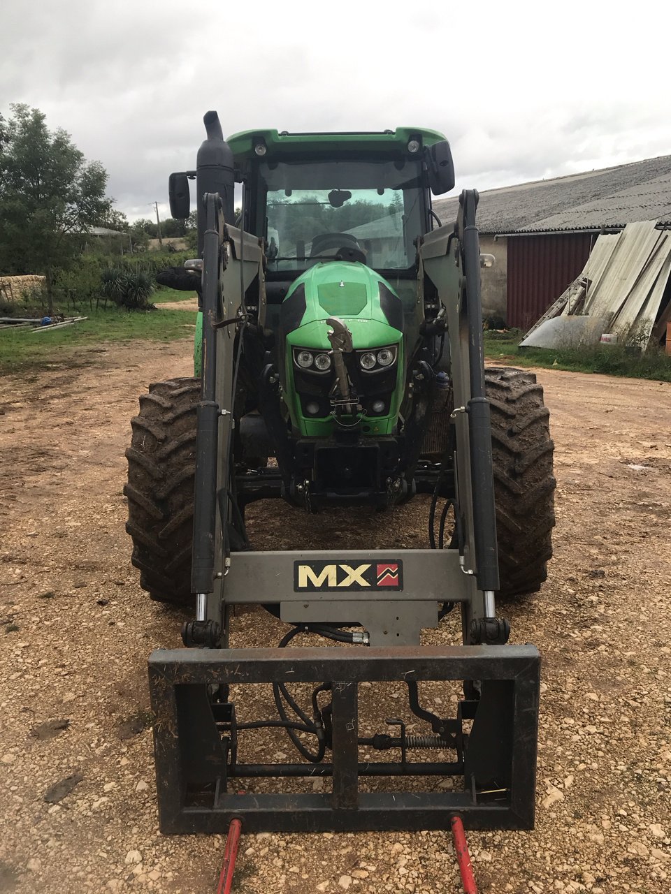 Traktor des Typs Deutz-Fahr 5115, Gebrauchtmaschine in MORLHON LE HAUT (Bild 3)