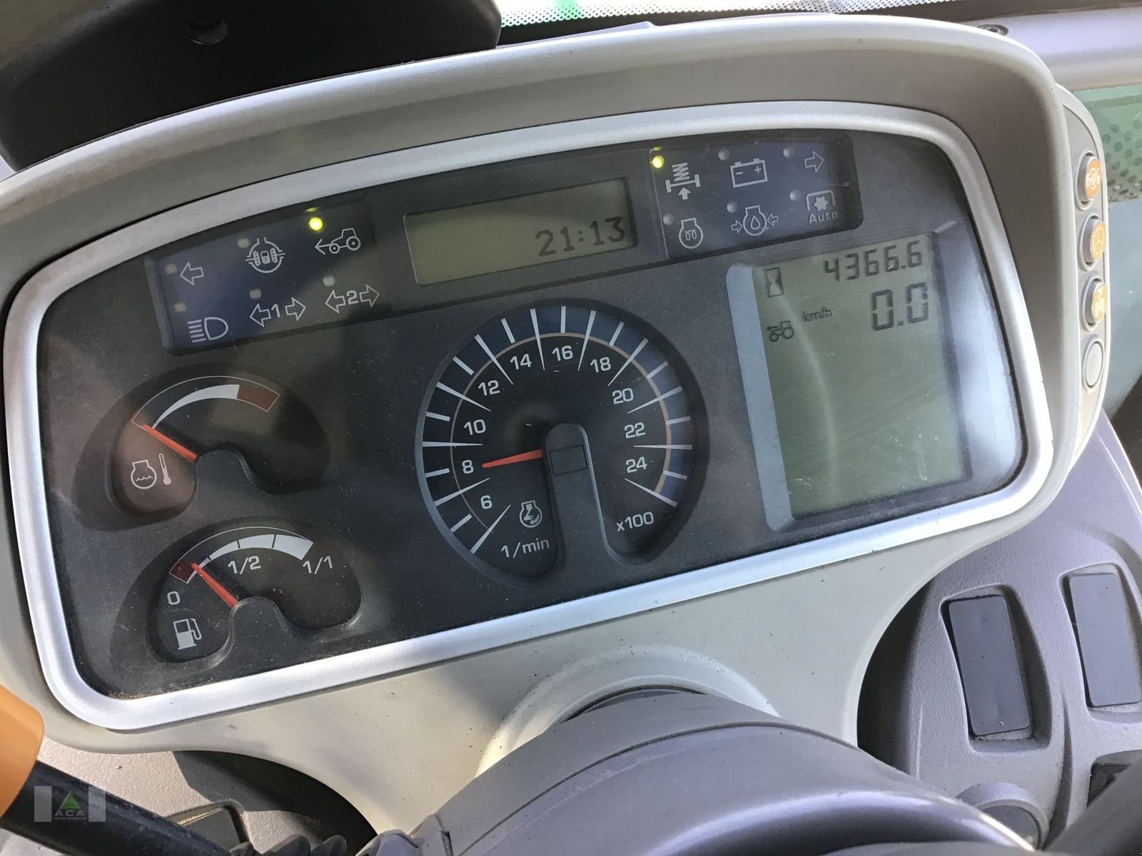 Traktor типа Deutz-Fahr 5120 TTV DT Premium Plus, Gebrauchtmaschine в Markt Hartmannsdorf (Фотография 9)