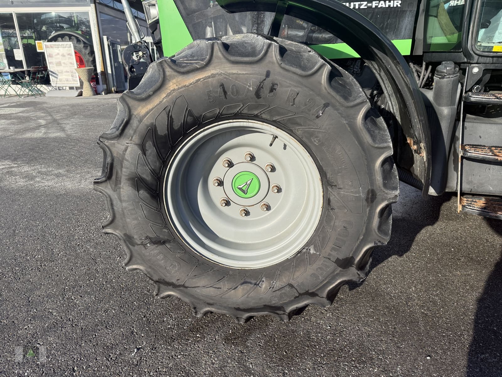 Traktor van het type Deutz-Fahr 5120 TTV DT Premium Plus, Gebrauchtmaschine in Markt Hartmannsdorf (Foto 4)