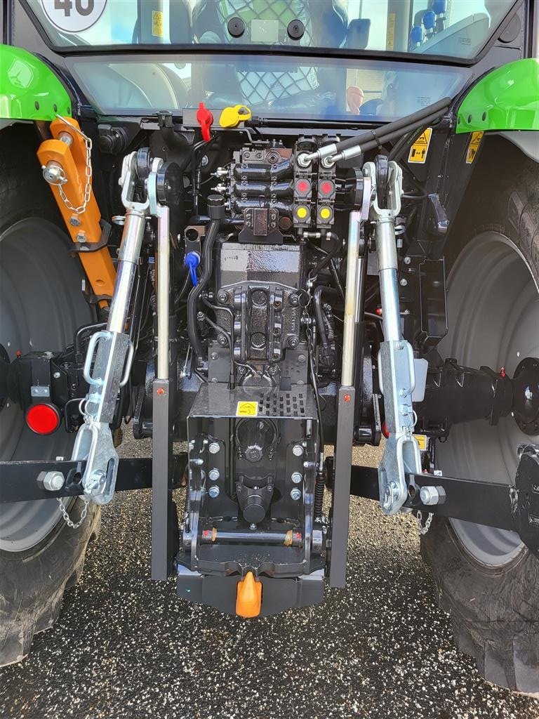 Traktor типа Deutz-Fahr 5125 GS Mulighed for montering af Stoll ProfflLine FZ 39-27, Gebrauchtmaschine в Sabro (Фотография 8)