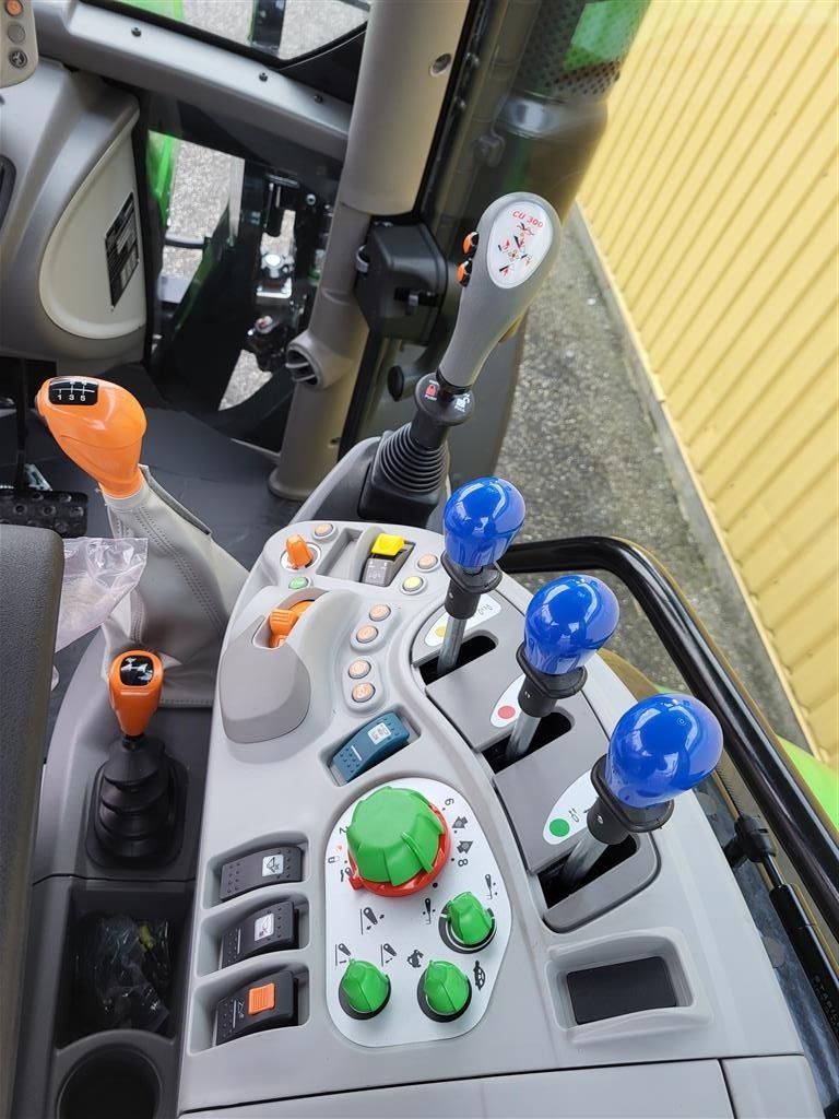 Traktor типа Deutz-Fahr 5125 GS Mulighed for montering af Stoll ProfflLine FZ 39-27, Gebrauchtmaschine в Sabro (Фотография 13)