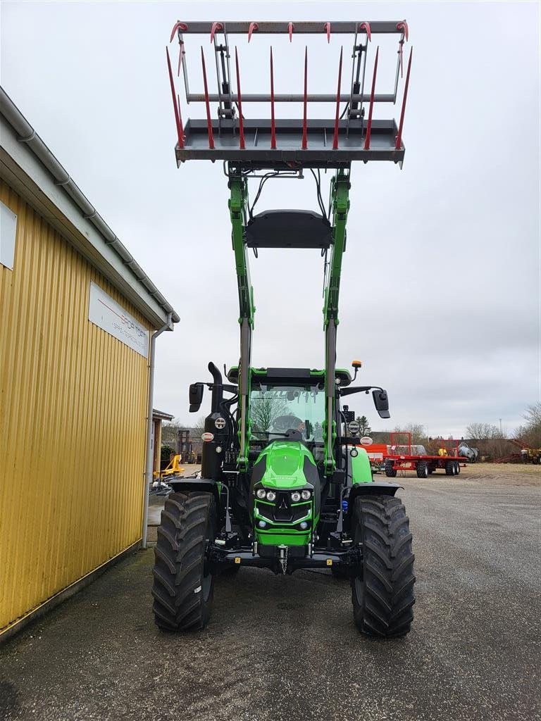 Traktor des Typs Deutz-Fahr 5125 GS Stoll FZ 39-27, Gebrauchtmaschine in Sabro (Bild 10)