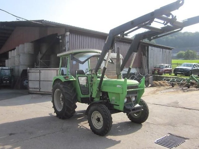 Traktor от тип Deutz-Fahr 5207 T-Gang, Gebrauchtmaschine в Ziegenhagen (Снимка 2)