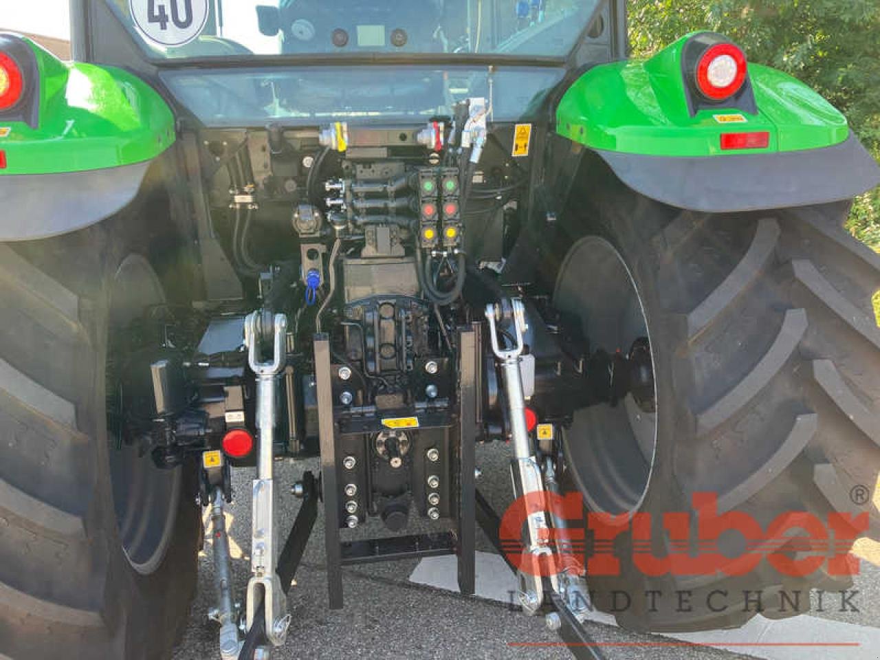 Traktor Türe ait Deutz-Fahr 6115 C, Gebrauchtmaschine içinde Ampfing (resim 11)