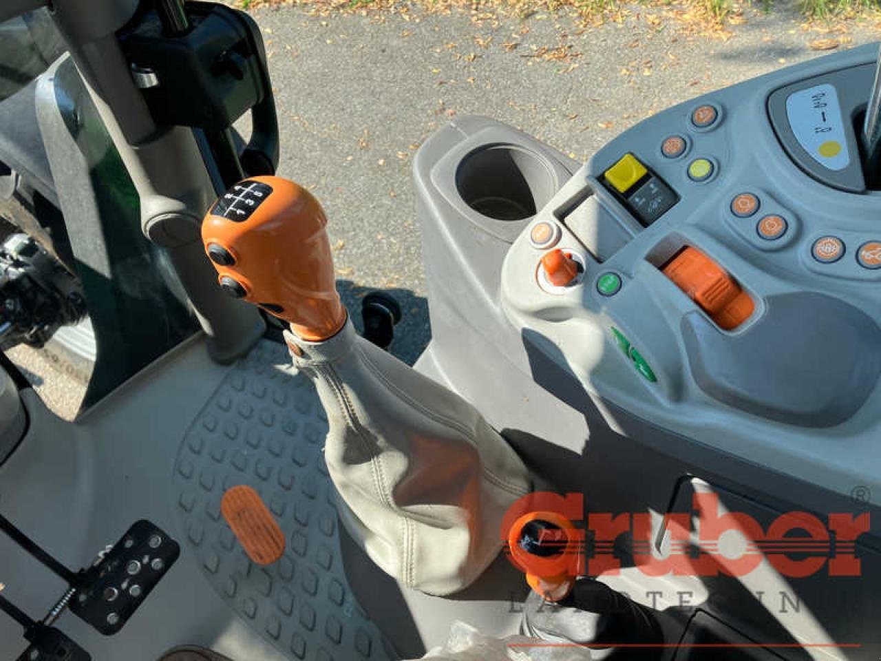 Traktor Türe ait Deutz-Fahr 6115 C, Gebrauchtmaschine içinde Ampfing (resim 14)